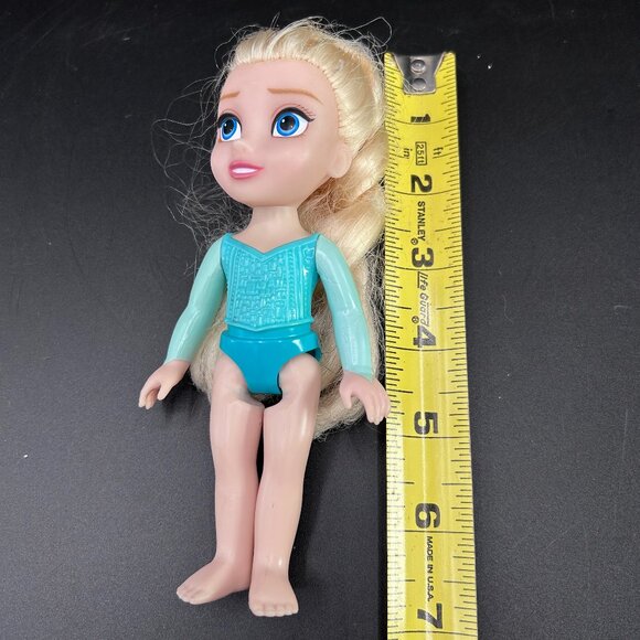 Jakks Pacific Disney Frozen Princess Elsa Petite 6" Mini Doll Toy - Picture 10 of 10